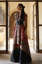 Load image into Gallery viewer, Black &amp; Red Kashidakari Dupatta
