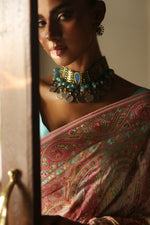 Load image into Gallery viewer, Rose Pink Kashida Kari Saree
