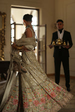 Load image into Gallery viewer, Pastel Green &amp; Gold Kashida Kari Lehenga
