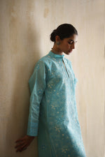 Load image into Gallery viewer, Karigars Essentials Aafrinish By Niazi Aqua Blue Chikankari Mukesh Kurta Ersa Batool Rizwan Haq Hand Embroidered 
