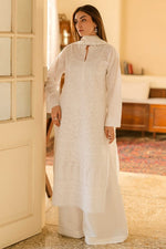 Load image into Gallery viewer, White Floral Chikankari Kurta &amp; Dupatta
