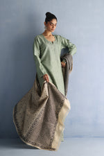 Load image into Gallery viewer, Beige and Black Kantha Dupatta
