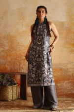 Load image into Gallery viewer, Grey &amp; White Floral Kantha Shirt &amp; Izaar
