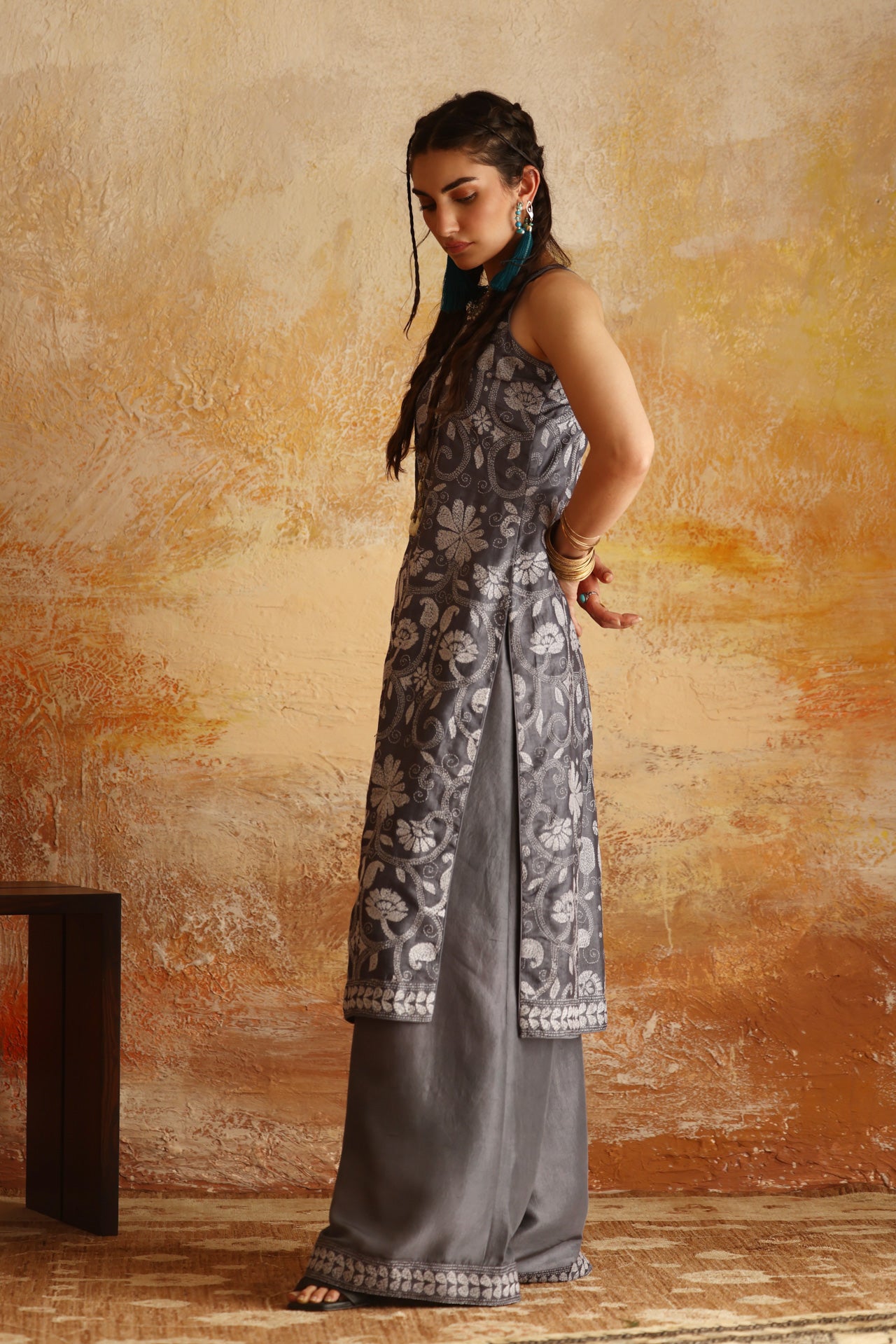 Grey & White Floral Kantha Shirt & Izaar
