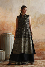 Load image into Gallery viewer, Black &amp; Beige Kantha Shirt &amp; Palazzo
