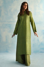 Load image into Gallery viewer, Citrus Green Tusser Silk Kurta
