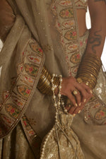 Load image into Gallery viewer, Pastel Green &amp; Gold Kashida Kari Lehenga
