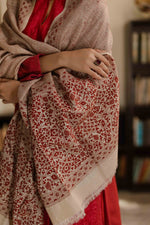 Load image into Gallery viewer, Beige &amp; Red Kantha Dupatta

