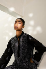 Load image into Gallery viewer, Black &amp; White Chikankari Kurta

