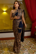 Load image into Gallery viewer, Navy Blue &amp; Gold Pita Tila Saree
