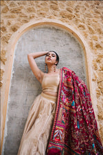 Load image into Gallery viewer, Mughlai Kashida Kari Dupatta
