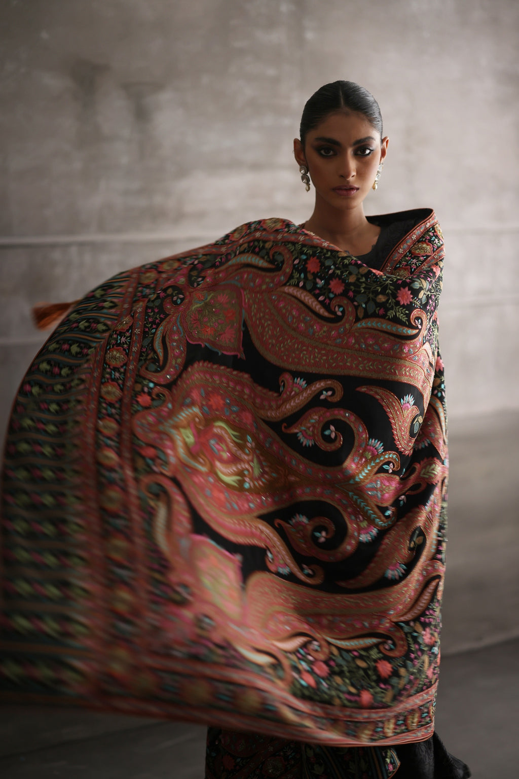 Aafrinish By Niazi Eshal Rahman Rizwan Ul Haq Black Kashidakari Shawl Featuring classic paisley patterns on a stunning black Chiffon base Pakistan Fashion