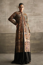 Load image into Gallery viewer, Aafrinish By Niazi Rabita Ali Rizwan Ul Haq Black Pita Tilla jacket adorned with intricate Kashida embroidery in hues of dull gold and silver zari Pakistan Fashion
