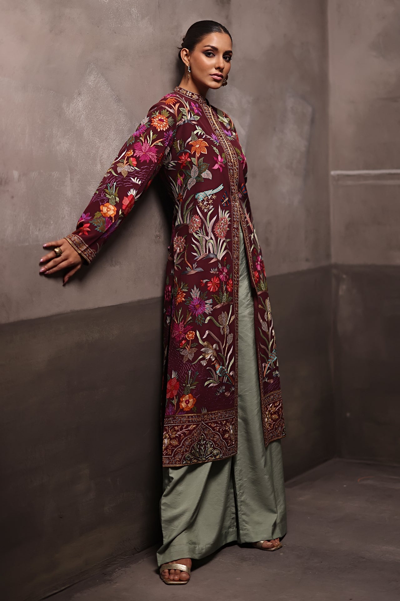 Aafrinish By Niazi Rabita Ali Rizwan Ul Haq Plum Kashidakari Jacket this jacket depicts blooming gardens with feminine florals and delicate birds Pakistan Fashion