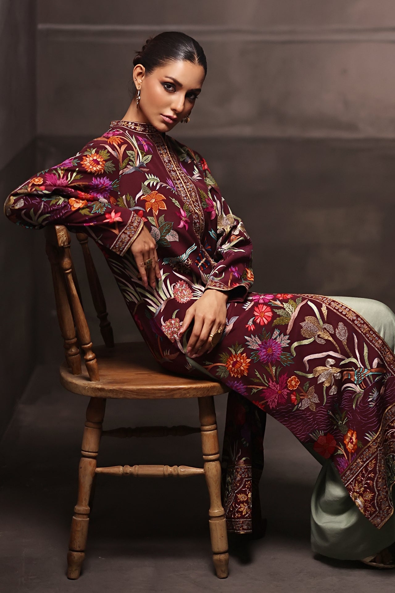 Aafrinish By Niazi Rabita Ali Rizwan Ul Haq Plum Kashidakari Jacket this jacket depicts blooming gardens with feminine florals and delicate birds Pakistan Fashion