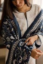 Load image into Gallery viewer, Indigo Floral Kantha Dupatta
