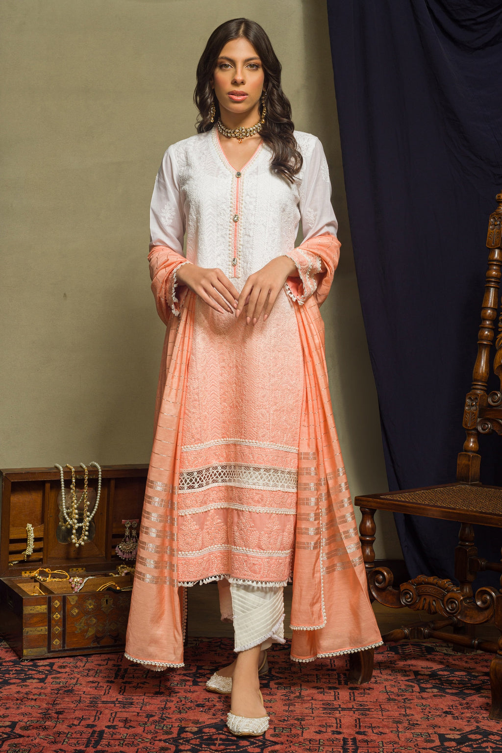 Aafrinish by Niazi Amal Abedi Shaded Peach Chikankari Kurta Nadir Toosy