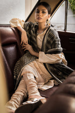 Load image into Gallery viewer, Aafrinish Zooni Sheikh Zooni-Sheikh Embroidery Pakistan Fashion Aafrinish chikankari kurta natural tussar silk kurta hand embroidery black-white kantha dupatta duppata fashion Mercedes-Benz 1970 Aafrinish-by-Niazi
