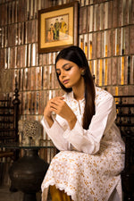 Load image into Gallery viewer, Aafrinish By Niazi Zooni Sheikh White Chikankari Kurta Hand Embroidery Vintage \gota
