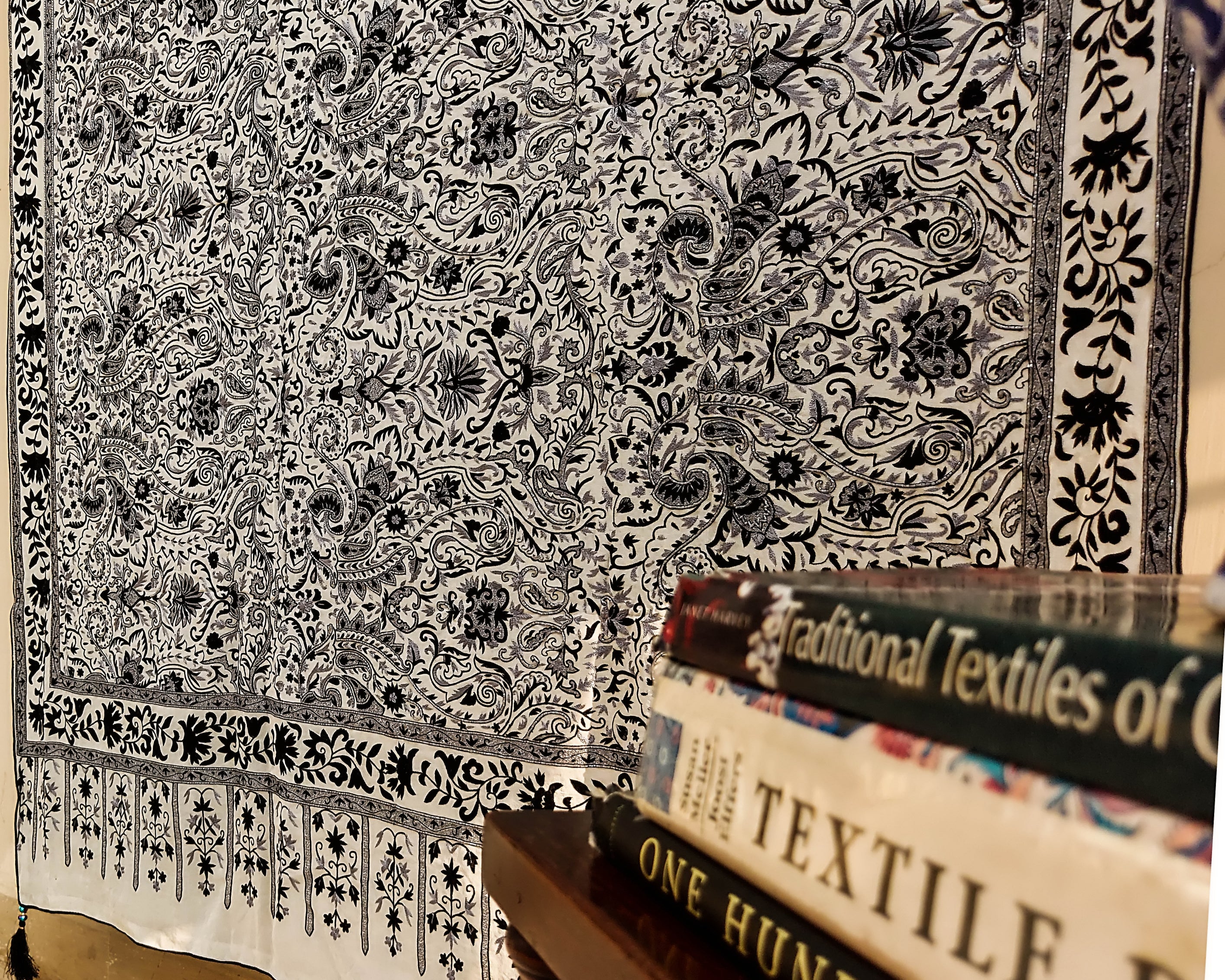 Retro Grayscale Dupatta