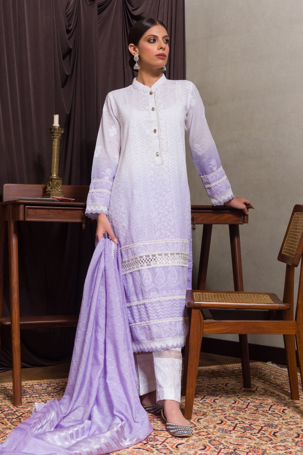 Aafrinish by Niazi Amal Abedi Shaded Airy Lavender Chikankari Kurta Nadir Toosy