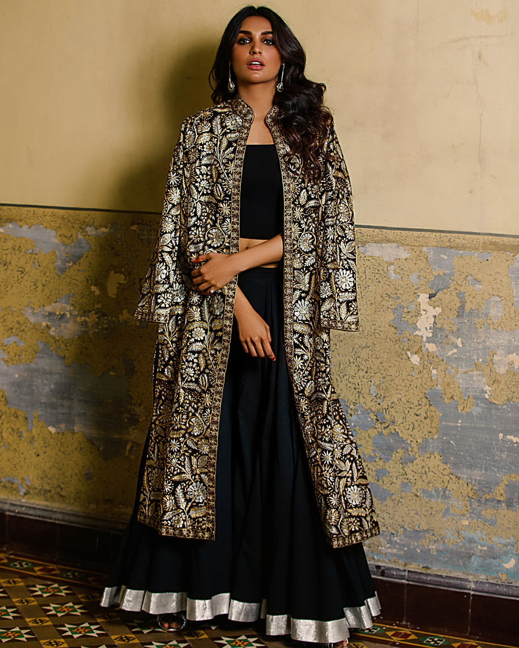 Aamna Ilyas Amna Jacket Embroidery Pakistan Fashion Aafrinish Fine hand embroidery kashmiri Black Jacket Gold Silver Zari Royal Pashmina Peshmina Pitta Tilla 