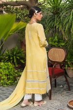 Load image into Gallery viewer, Aafrinish by Niazi Amal Abedi Yellow Chikankari Kurta Nadir Toosy
